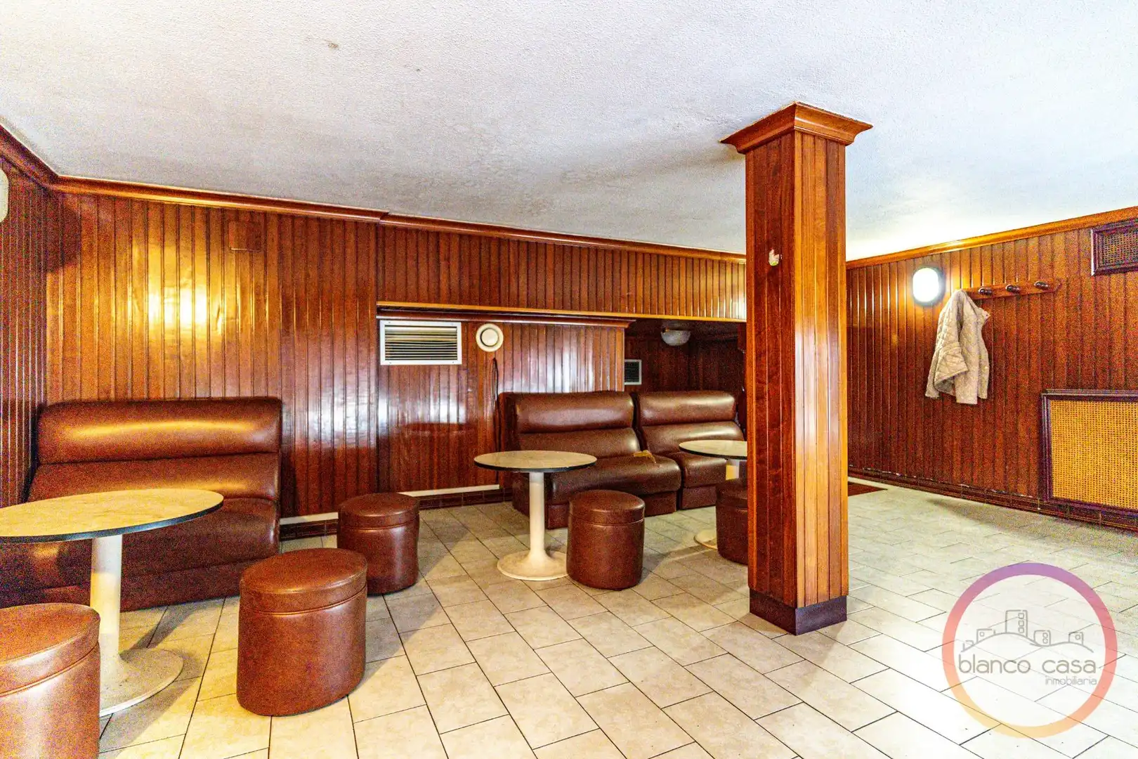 Local comercial en venda a Carballo, imagen 24