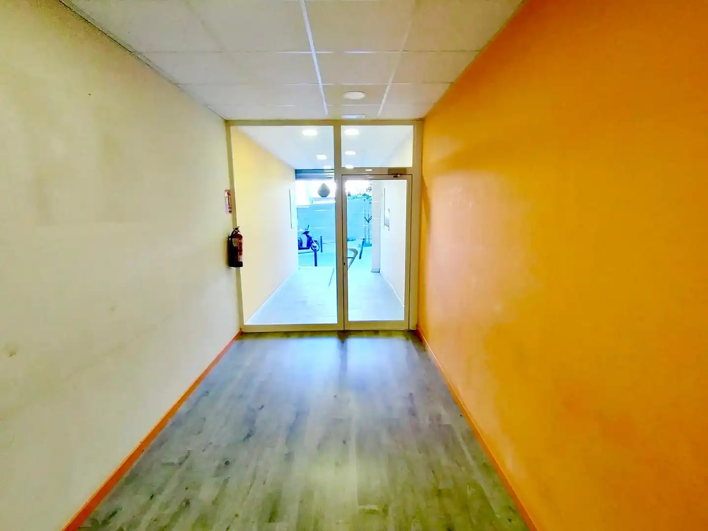 Local comercial en venta en Riu Nord, imagen 17