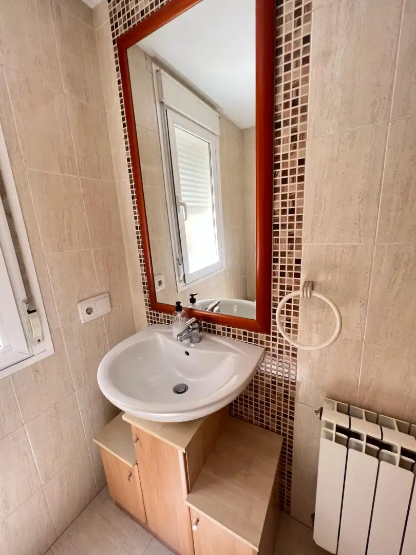 Bathroom of Apartments for rent in Ciudad Real  with Furnished