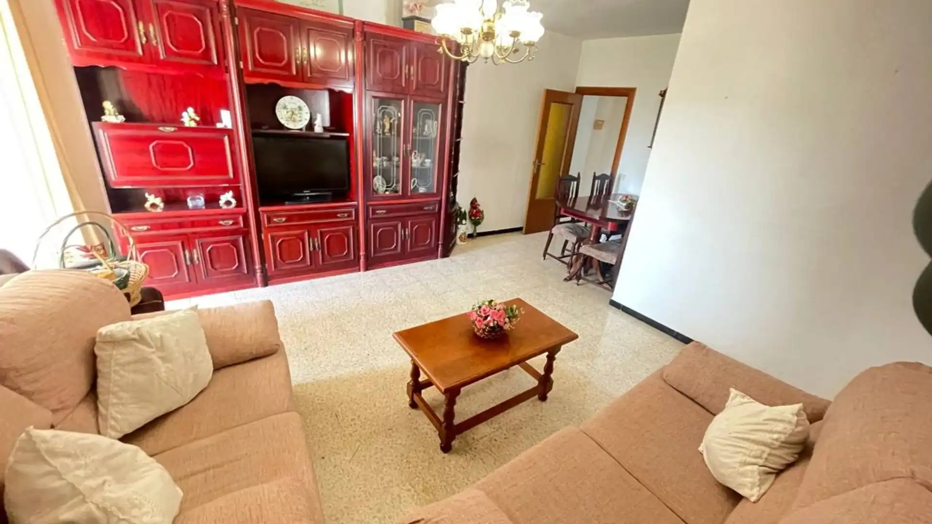 Living room of Flat for sale in Estepona  with Terrace and Furnished
