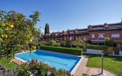 Garden of Single-family semi-detached for sale in Sant Cugat del Vallès  with Air Conditioner, Heating and Private garden