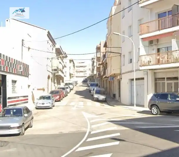 Flat for sale in Calle BAGES