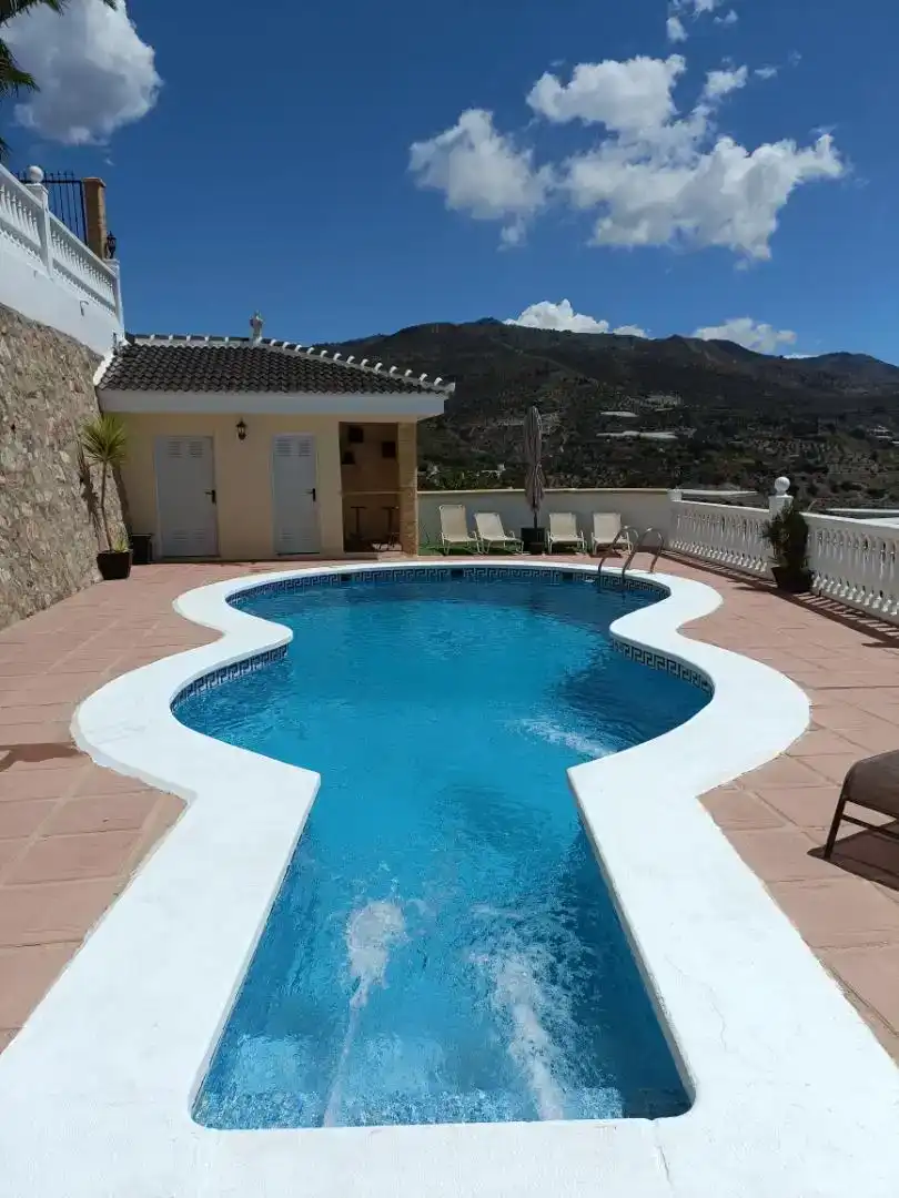 Swimming pool of Houses for sale in Ítrabo  with Air Conditioner, Private garden and Swimming Pool