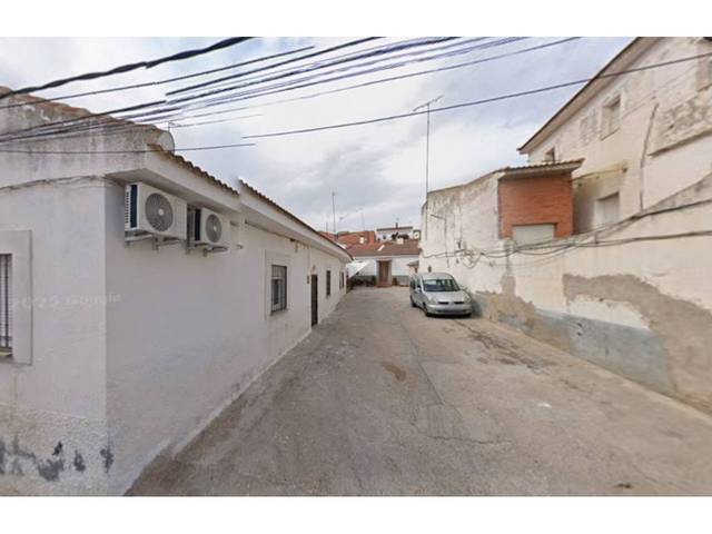 Casa-chalet en Venta en Calle Alamillo en La Puebla de Montalbán