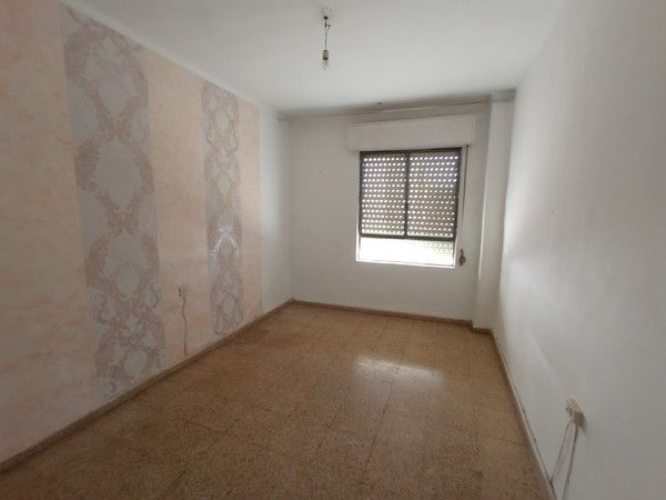 Flat for sale in Maestro Chapi, El Pilar