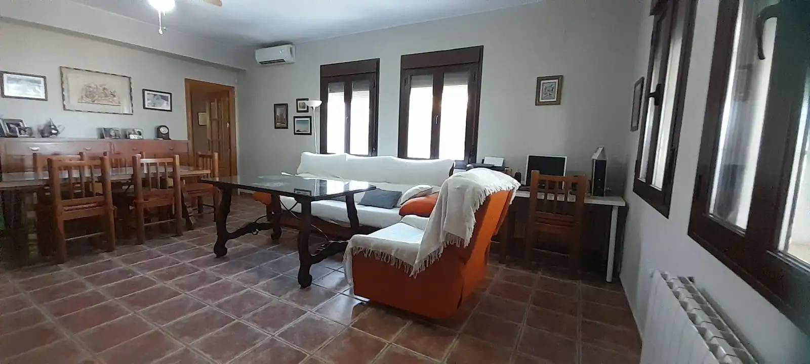 Living room of Country homes for sale in Cabra  with Air Conditioner, Heating and Private garden
