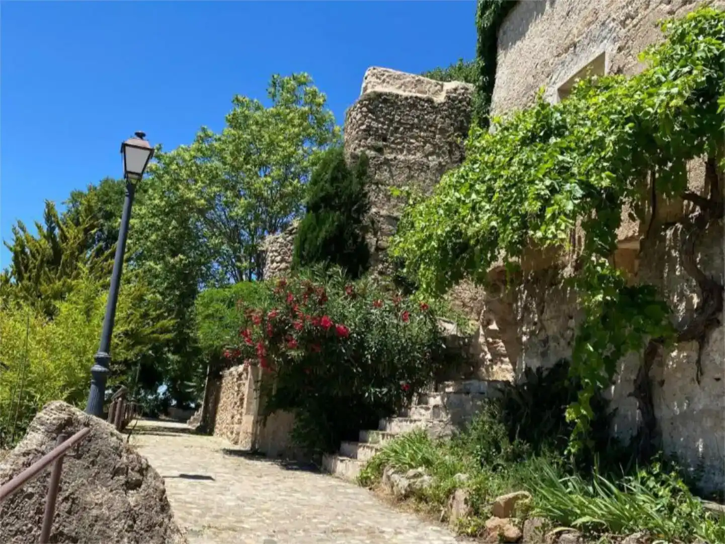Vista exterior de Casa adosada en venda en Segura de la Sierra, Jaén