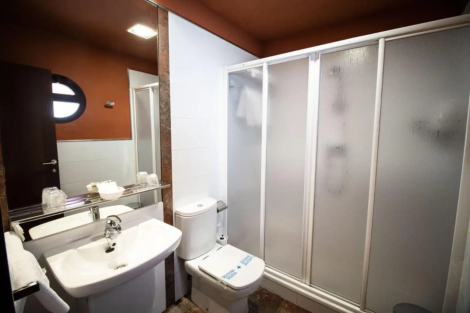 Baño de Edificio en venta en Córdoba con Alarma