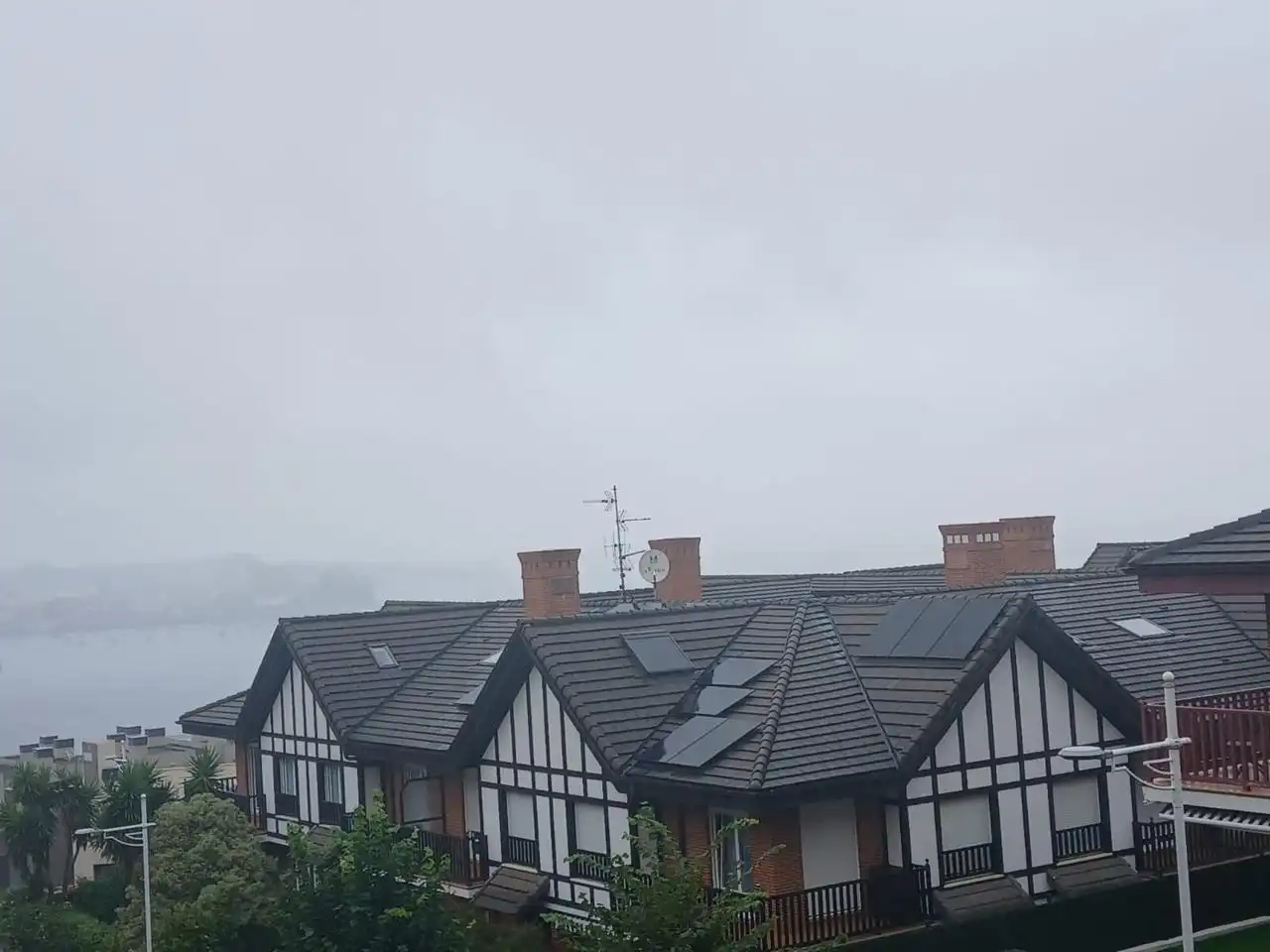 Exterior view of Flat for sale in Castro-Urdiales  with Heating, Parquet flooring and Storage room