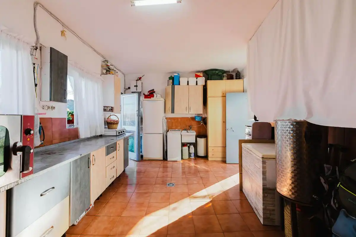 Cuina de Casa adosada en venda en Cañete la Real amb Aire condicionat, Calefacció i Terrassa