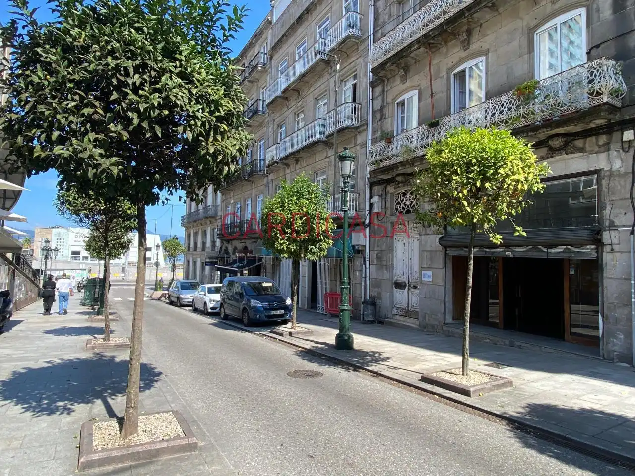 Vista exterior de Local de alquiler en Vigo 