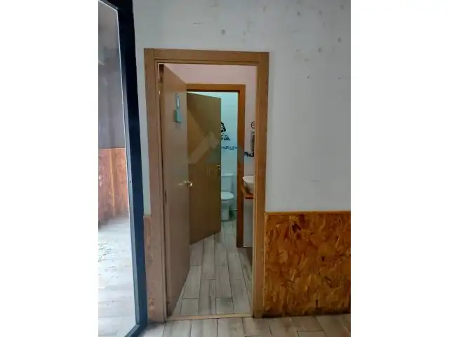 Gewerbefläche zur Miete in Travesía San Julián 2, imagen 23