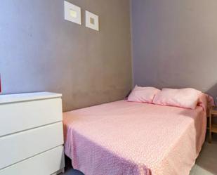 Dormitori de Apartament per a compartir en  Valencia Capital amb Moblat, Forn i Microones