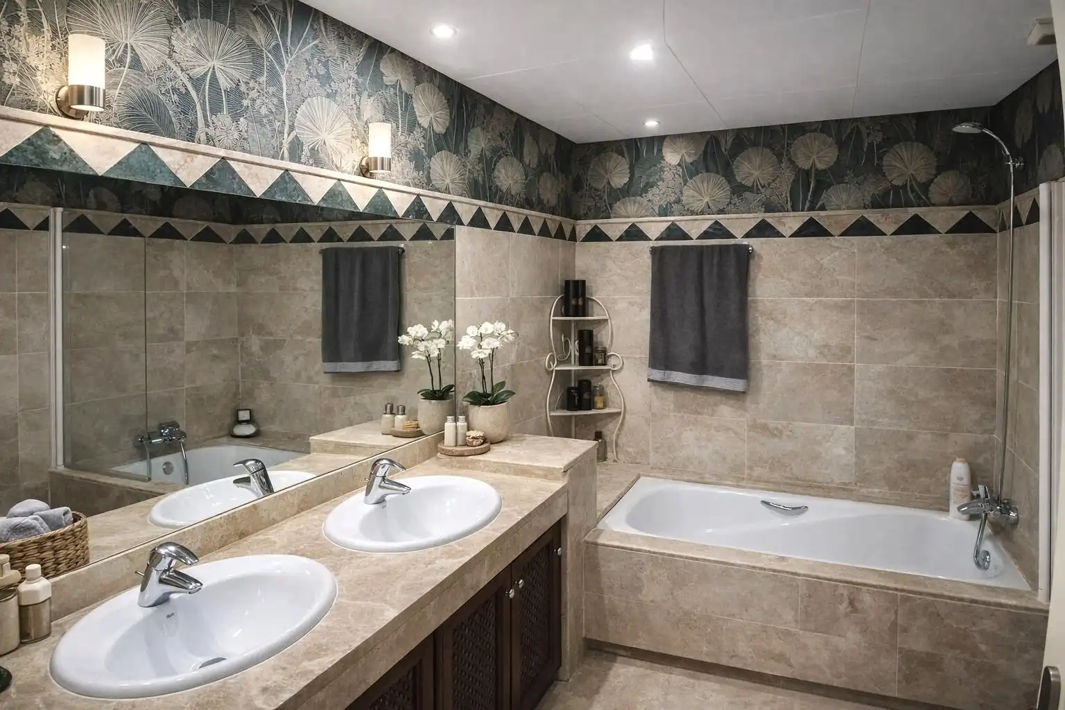 Bathroom of Flat for sale in Sotogrande  with Air Conditioner, Heating and Private garden