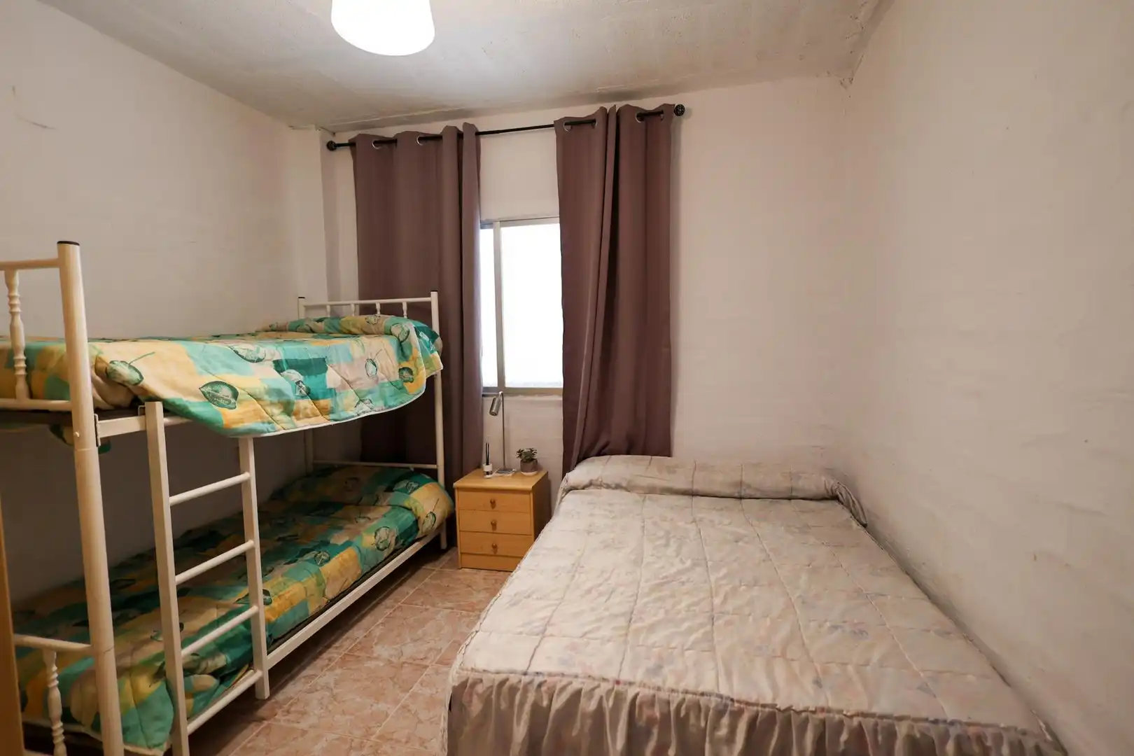 Dormitori de Casa o xalet en venda en Cogollos de la Vega amb Piscina