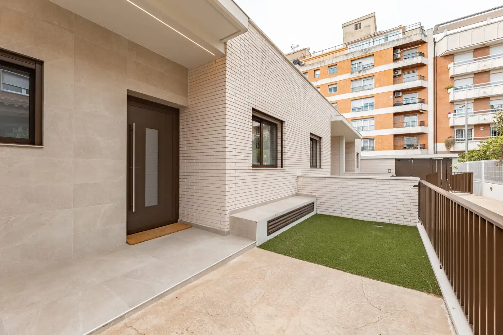 Terrace of Detached homes for sale in Reus  with Air Conditioner, Heating and Terrace