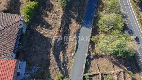 Casa o xalet en venda en Cenlle amb Jardí privat