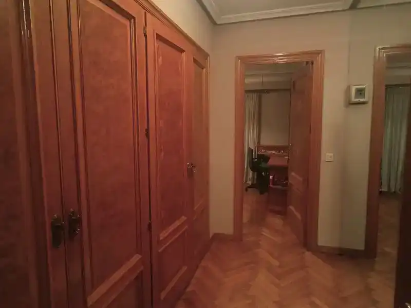 Wohnung zur Miete in Pozuelo de Alarcón mit Klimaanlage, Privatgarten und Parkett