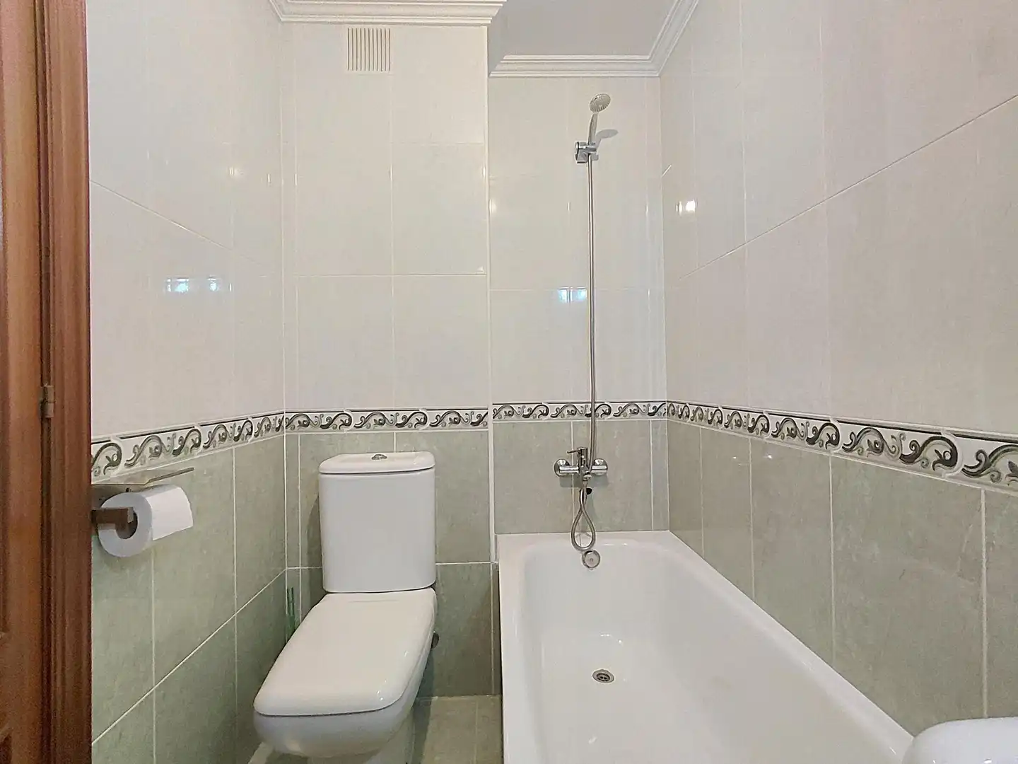 Baño de Planta baja de alquiler en Vilagarcía de Arousa con Amueblado
