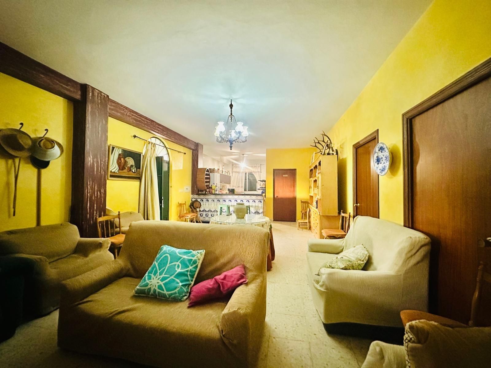 Living room of Country house for sale in Torremayor  with Private garden, Terrace and Storage room