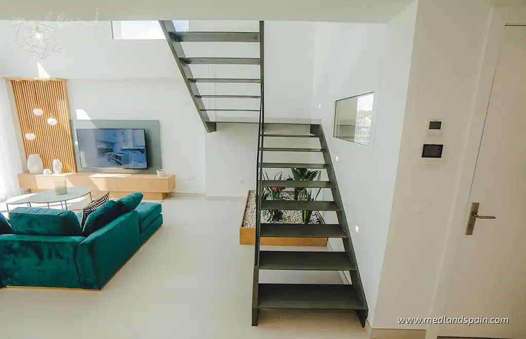 Detached house with pool for sale in Golf Bahía, imagen 7