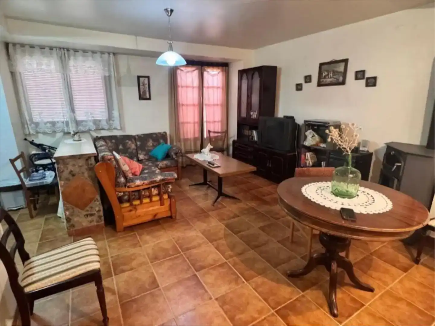 Sala d'estar de Pis en venda en Torrijo de la Cañada amb Aire condicionat, Traster i Moblat