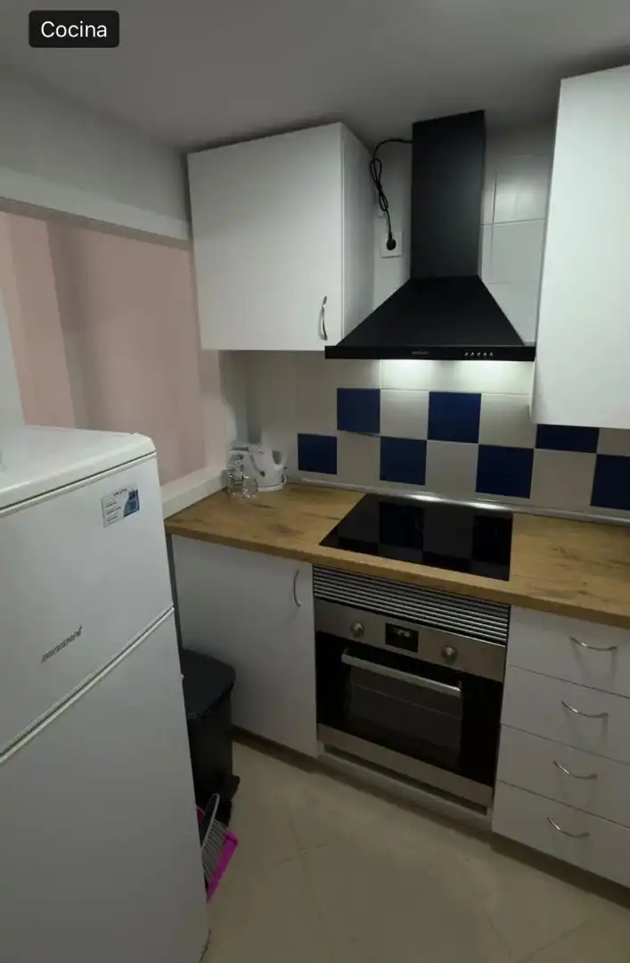 Cocina de Piso de alquiler en Benalmádena con Aire acondicionado, Trastero y Amueblado