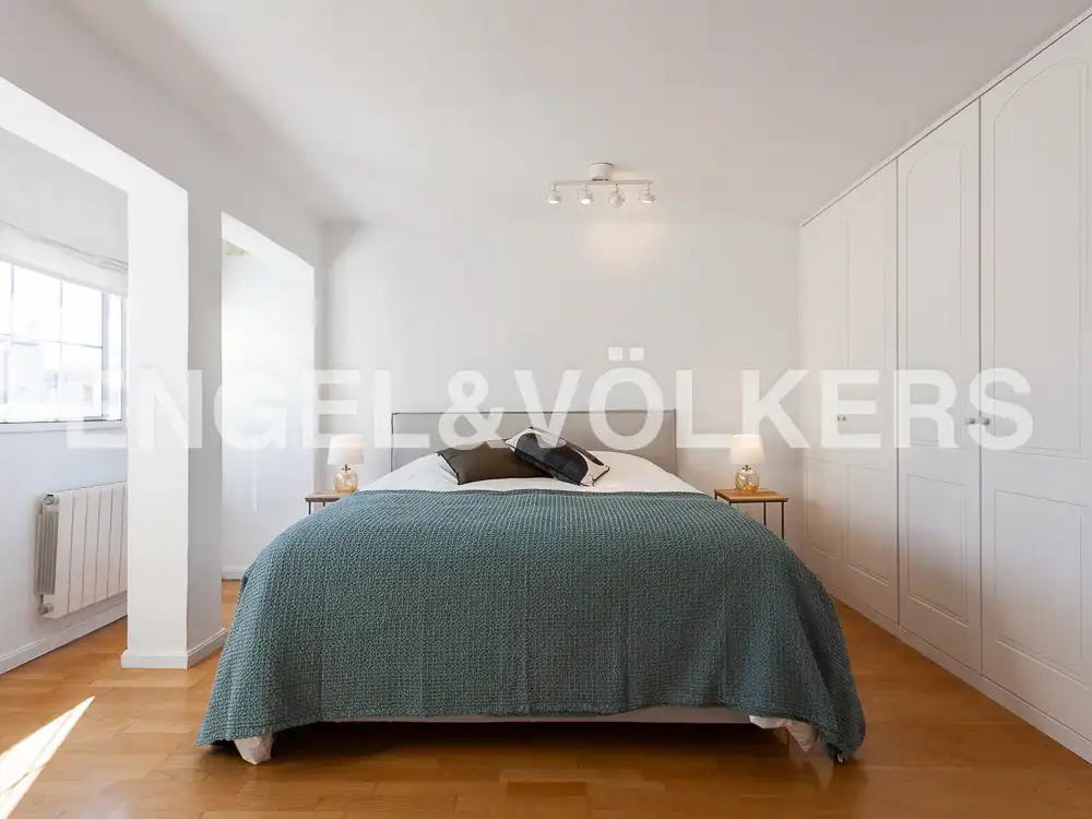 Bedroom of Attic for rent in Valencia  with Air Conditioner, Heating and Parquet flooring