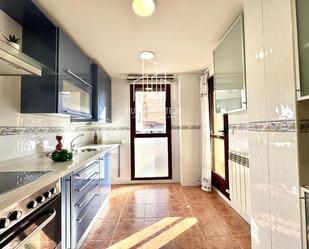 Kitchen of Flat for sale in Villares de la Reina  with Heating, Parquet flooring and Terrace