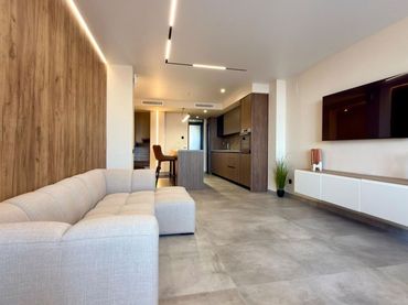 Penthouse mit Pool zum Verkauf in Avenida Maestral
