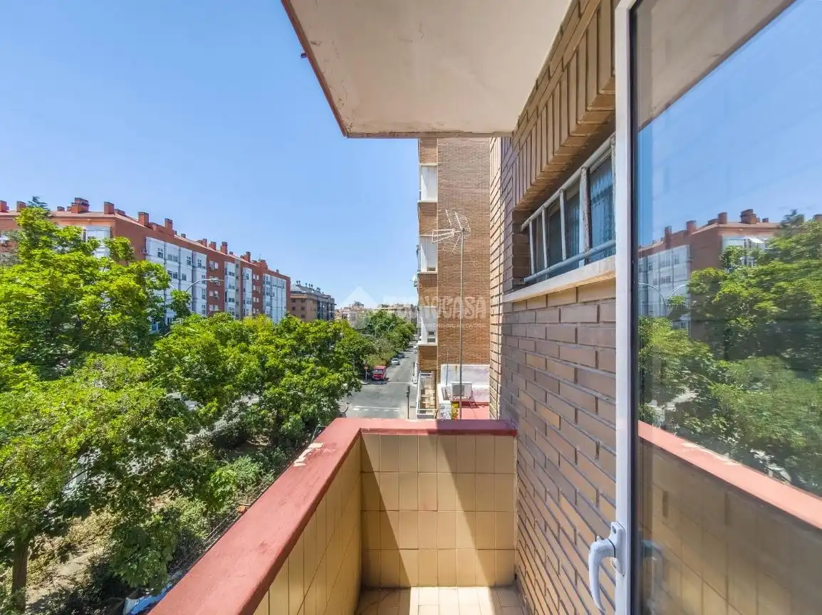 Terrassa de Pis en venda en Madrid amb Aire condicionat, Calefacció i Terrassa