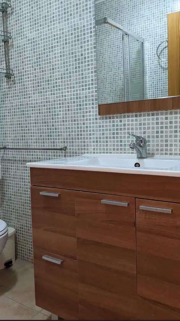 Baño de Apartamento de alquiler en San Javier con Aire acondicionado, Calefacción y Amueblado