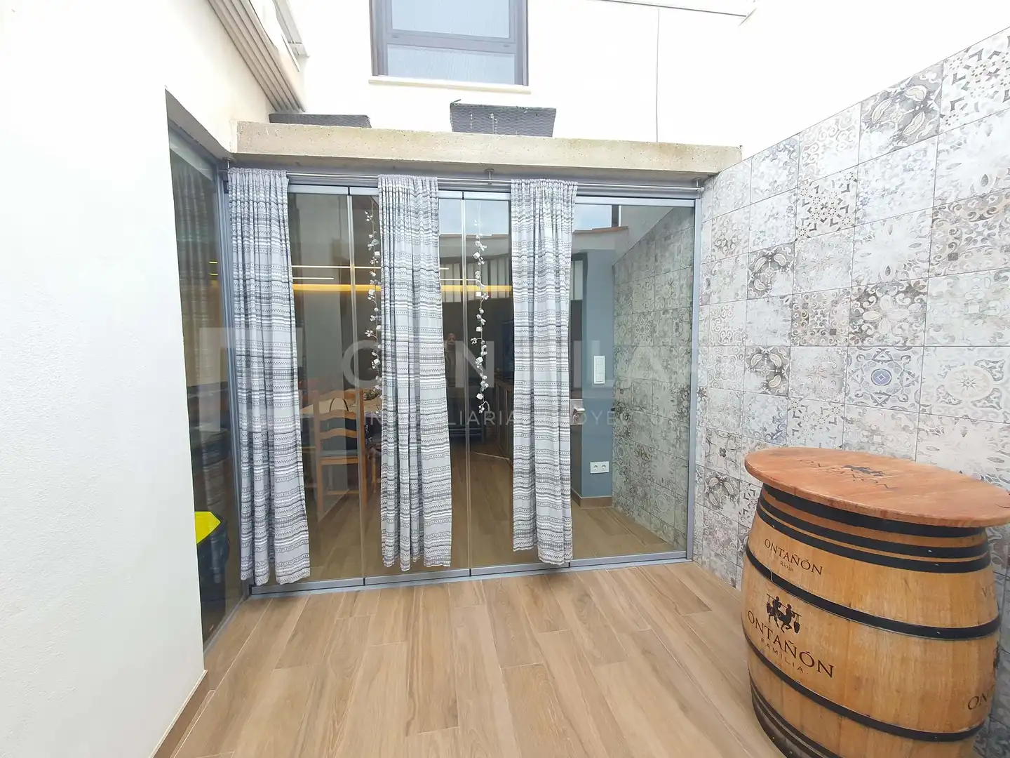 Terrace of Study for sale in Arnedo  with Air Conditioner, Heating and Furnished