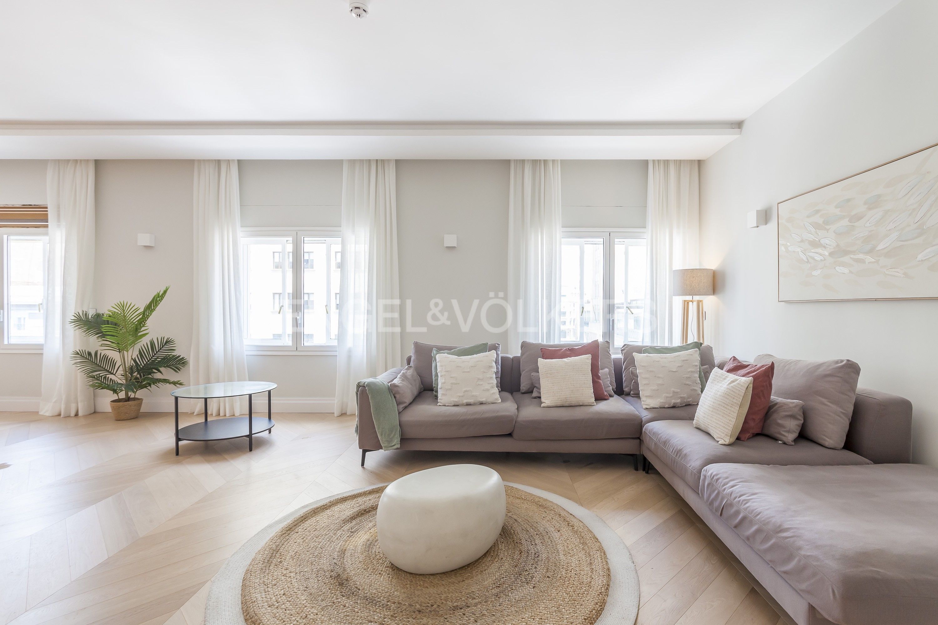 Living room of Apartment for sale in  Madrid Capital  with Air Conditioner and Heating