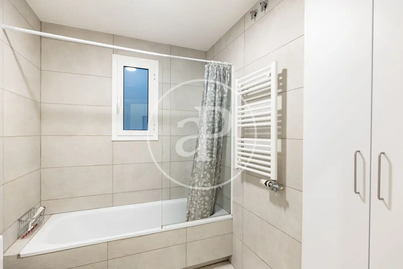 Baño de Piso en venta en Barcelona con Aire acondicionado y Calefacción