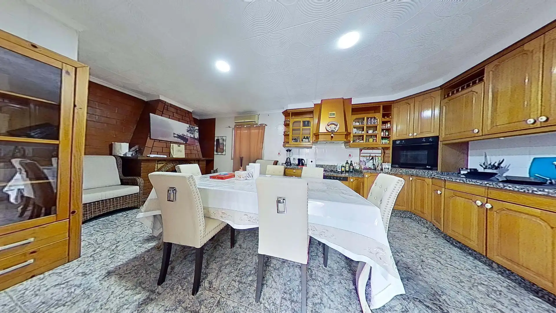 Cuina de Casa o xalet en venda en Alicante / Alacant amb Aire condicionat i Calefacció