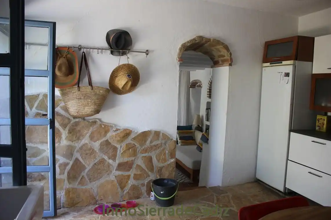 Finca rústica en venta en Zahara con Jardín privado, Terraza y Trastero