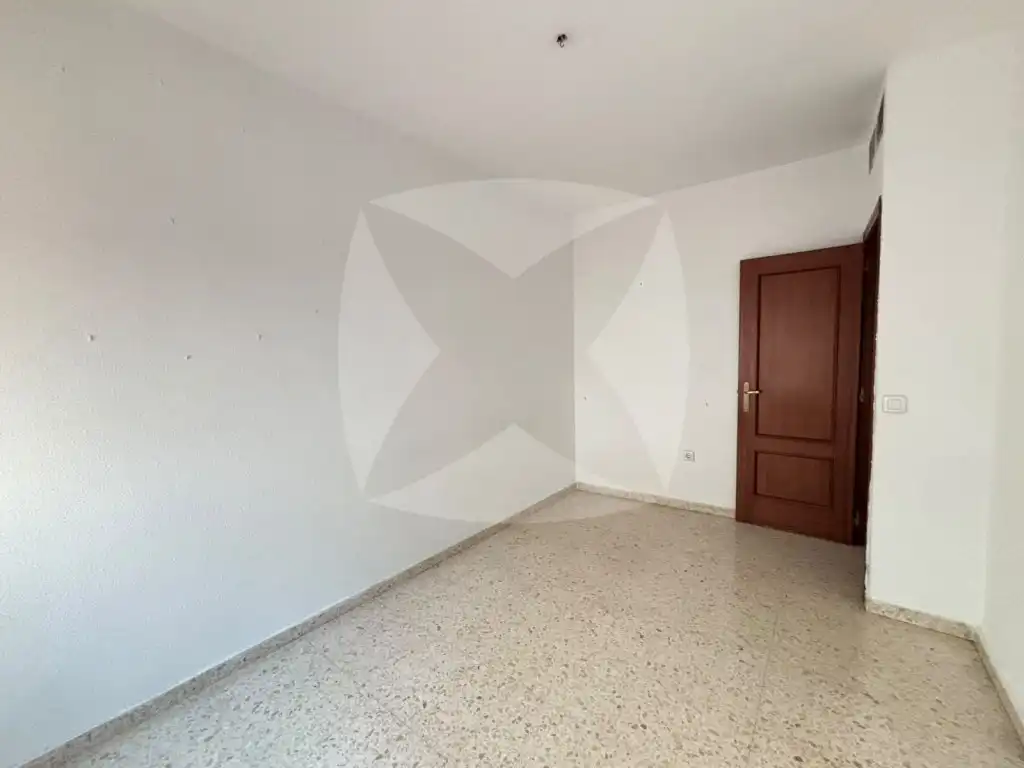 Piso en venta en Badajoz con Aire acondicionado, Terraza y Balcón