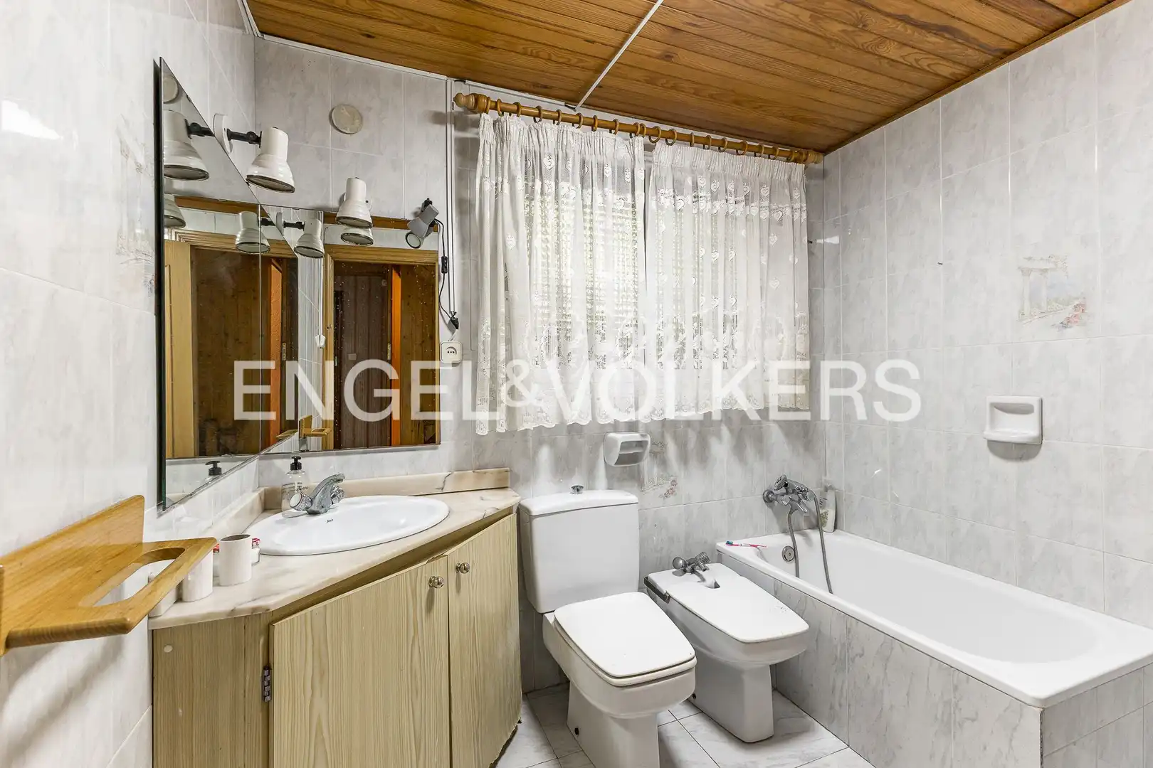 Baño de Casa o chalet en venta en Sant Just Desvern con Calefacción y Terraza
