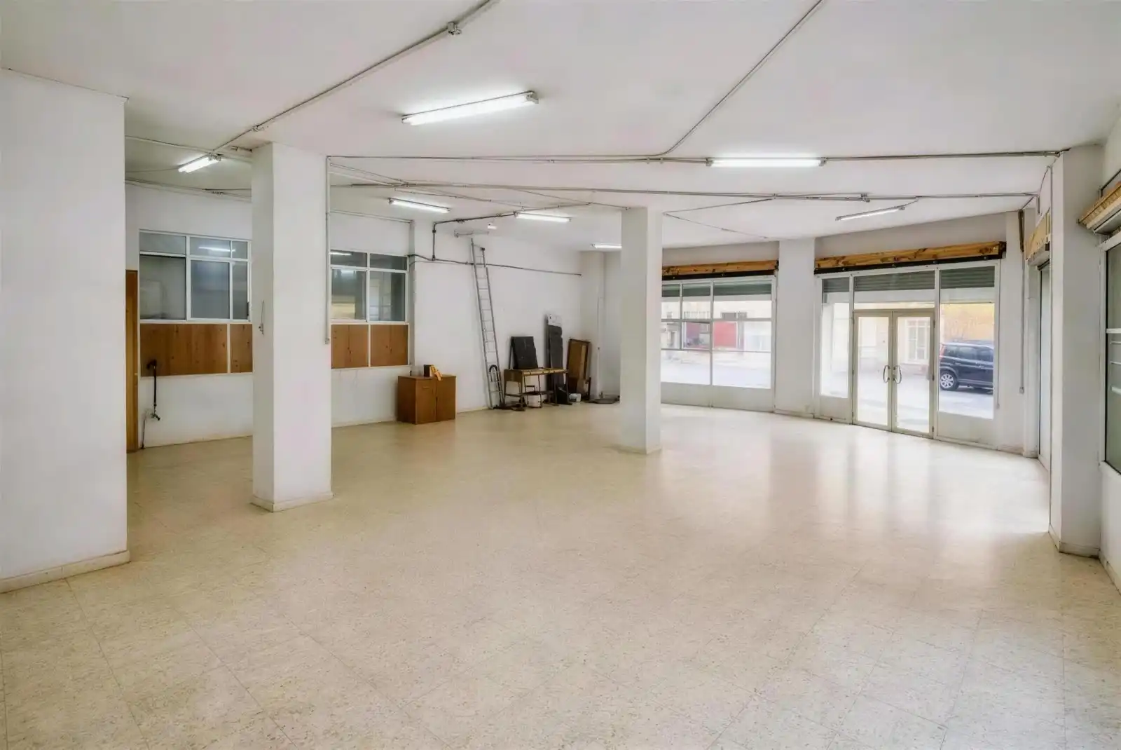 Local comercial en venta en Calle San Salvador