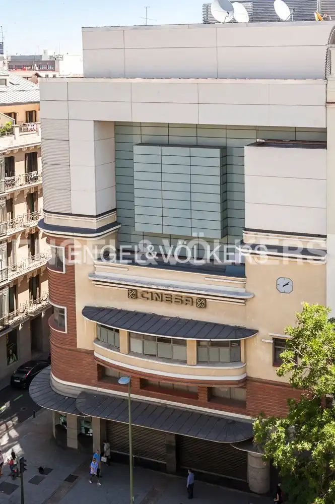 Vista exterior de Pis de lloguer en Madrid amb Aire condicionat, Calefacció i Traster