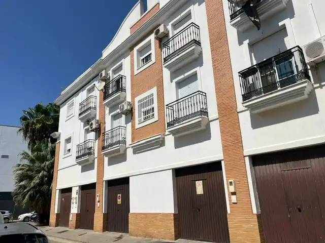 Vista exterior de Piso en venta en Isla Cristina