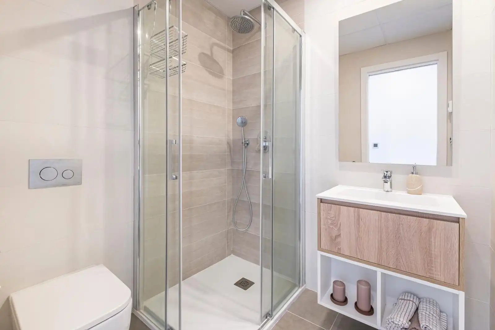 Apartamento con piscina en venta en Playa de Poniente, imagen 13