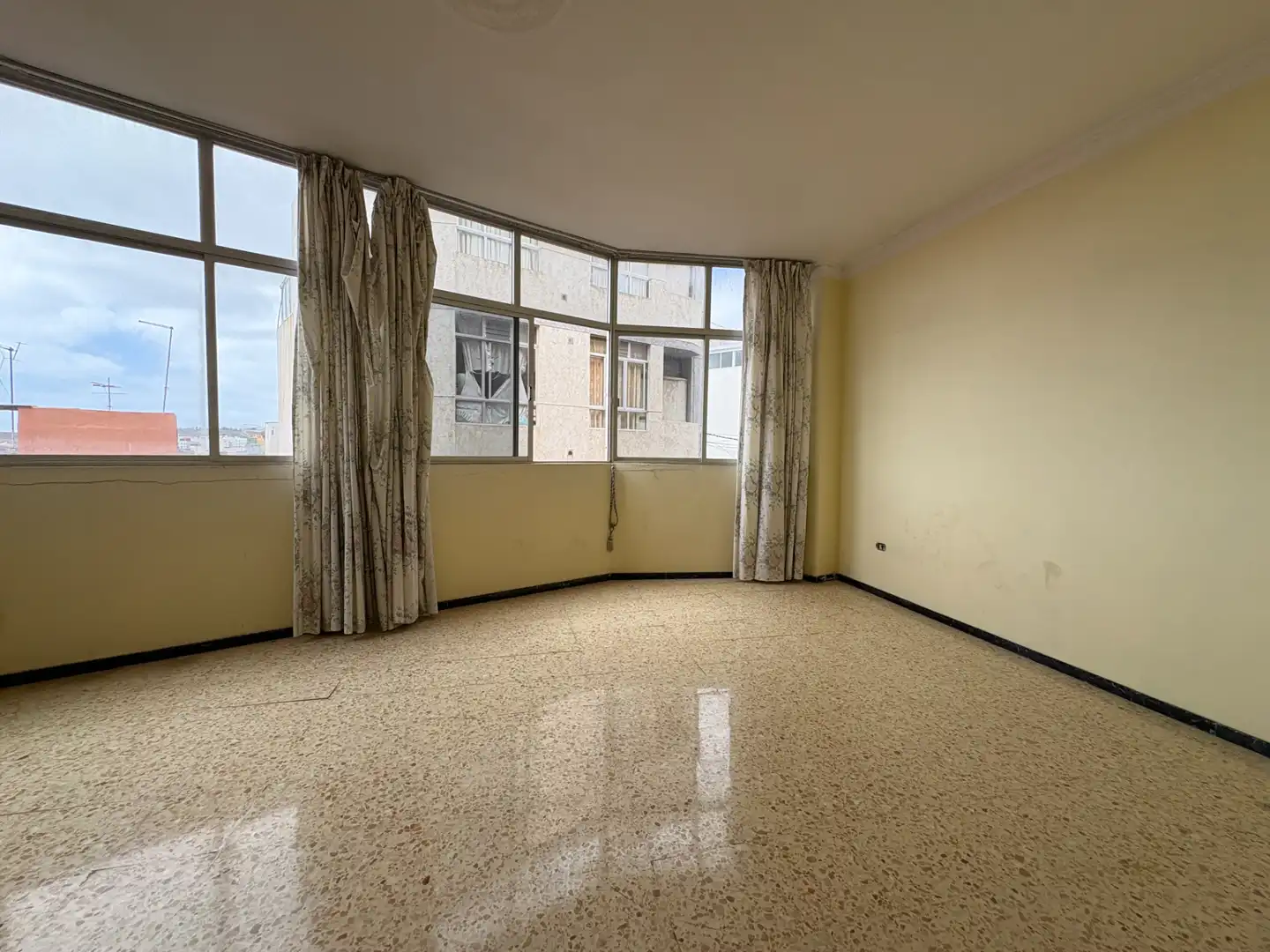 Habitación de Edificio en venta en Las Palmas de Gran Canaria