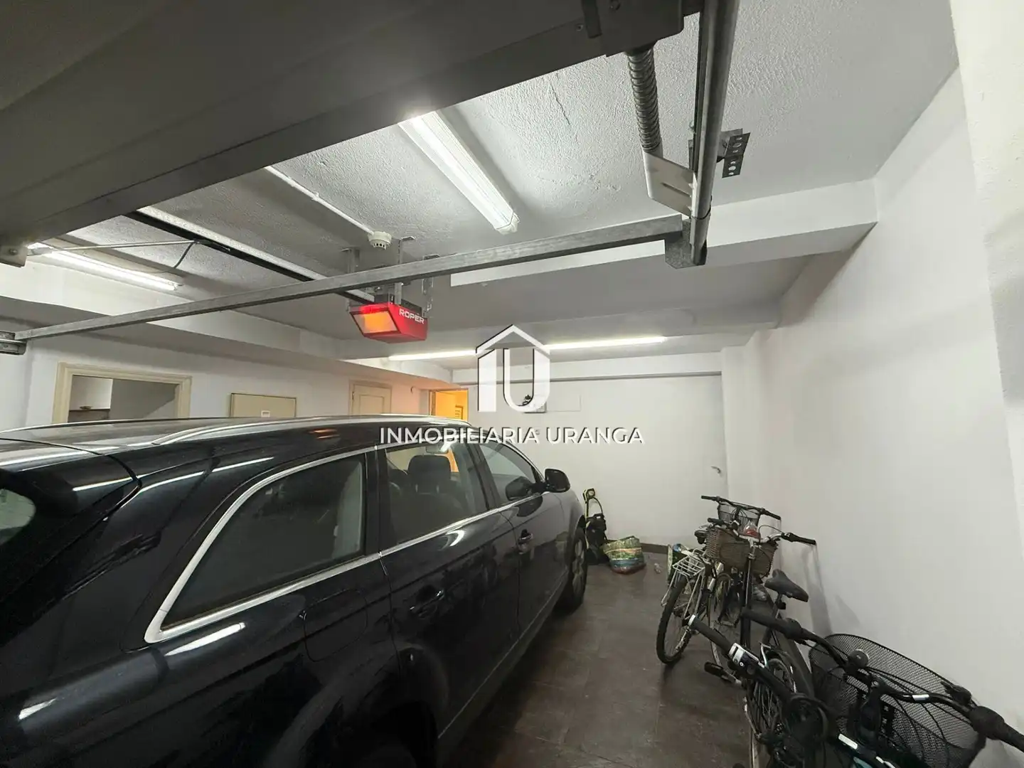 Parking de Casa o chalet en venta en Laredo con Calefacción, Jardín privado y Terraza