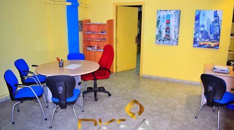 Foto 4 von Geschaftsraum zum Verkauf in Almazora, Avenida de Valencia - Avenida de Casalduch, Castellón de la Plana / Castelló de la Plana