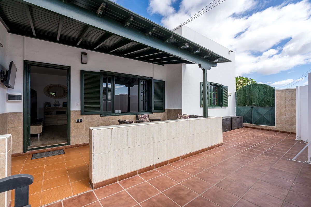 Terrace of House or chalet for sale in Teguise  with Furnished
