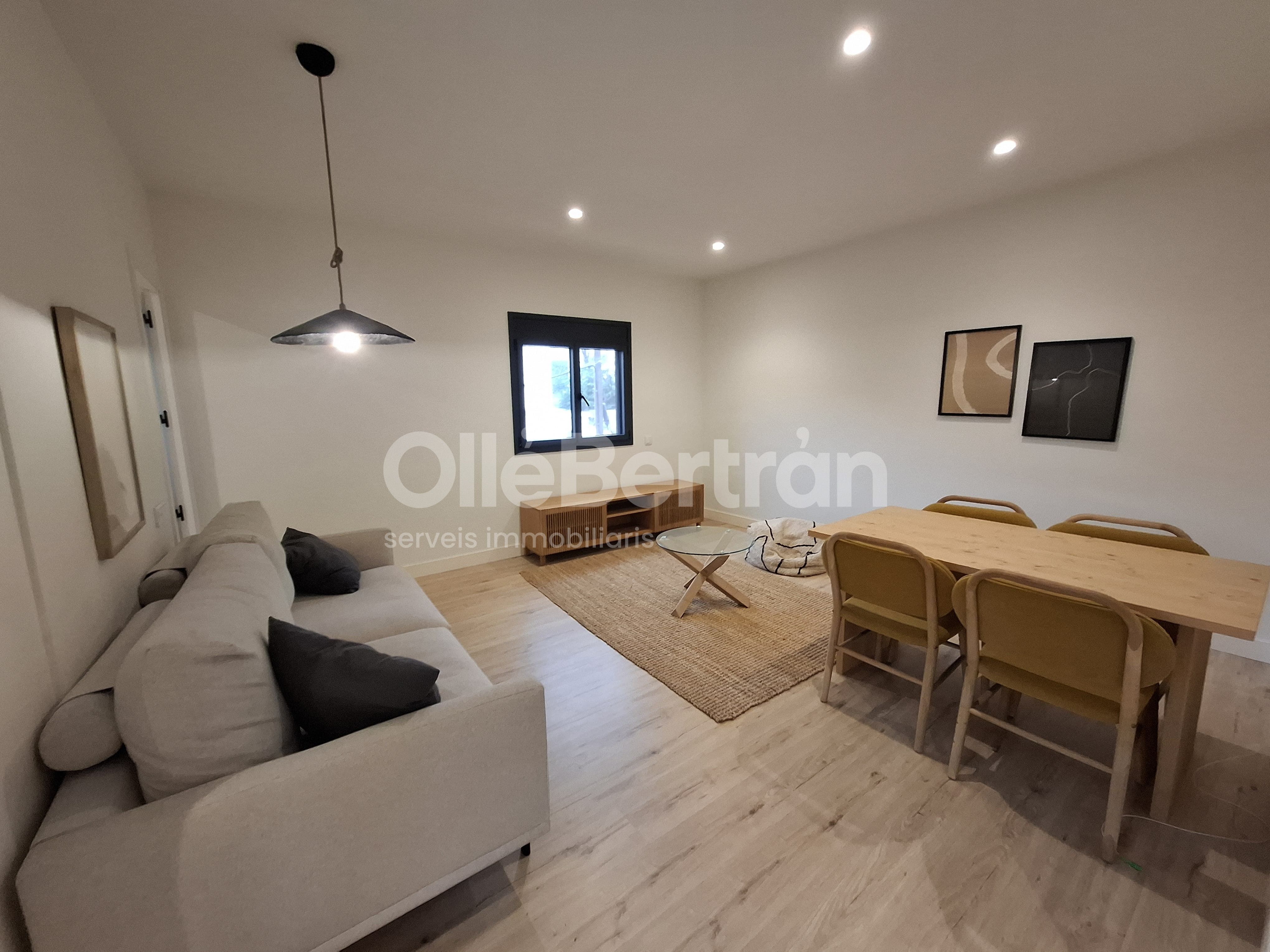 Living room of Attic for rent in  Barcelona Capital  with Heating, Terrace and Storage room