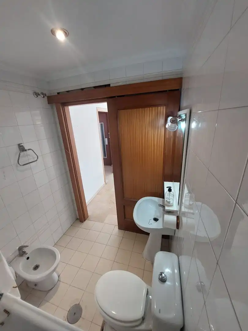 Bathroom of Houses for sale in Sevilla  with Air Conditioner, Terrace and Storage room