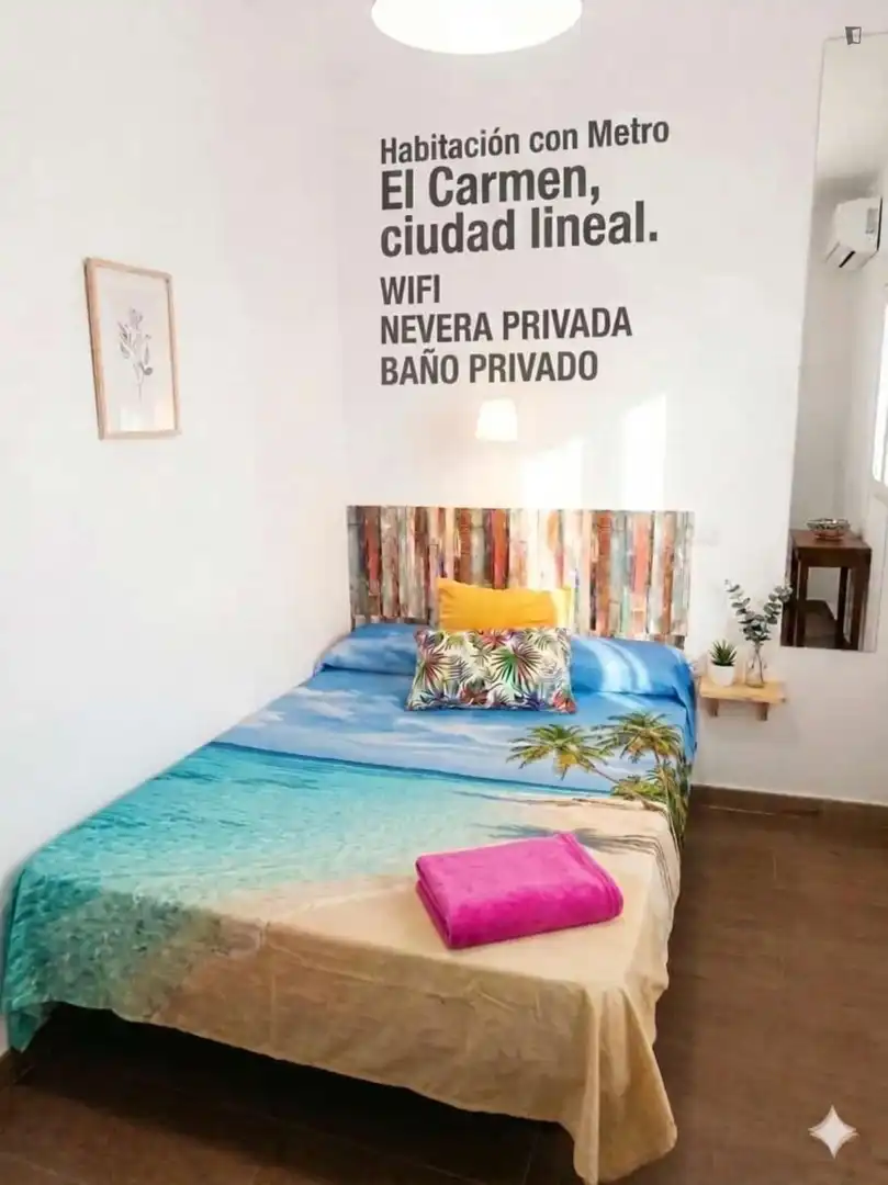 Habitación de Casa o chalet para compartir en Madrid con Aire acondicionado, Calefacción y Amueblado